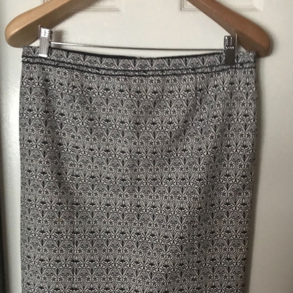 Two Pieces Suits - Picture 3 of 4